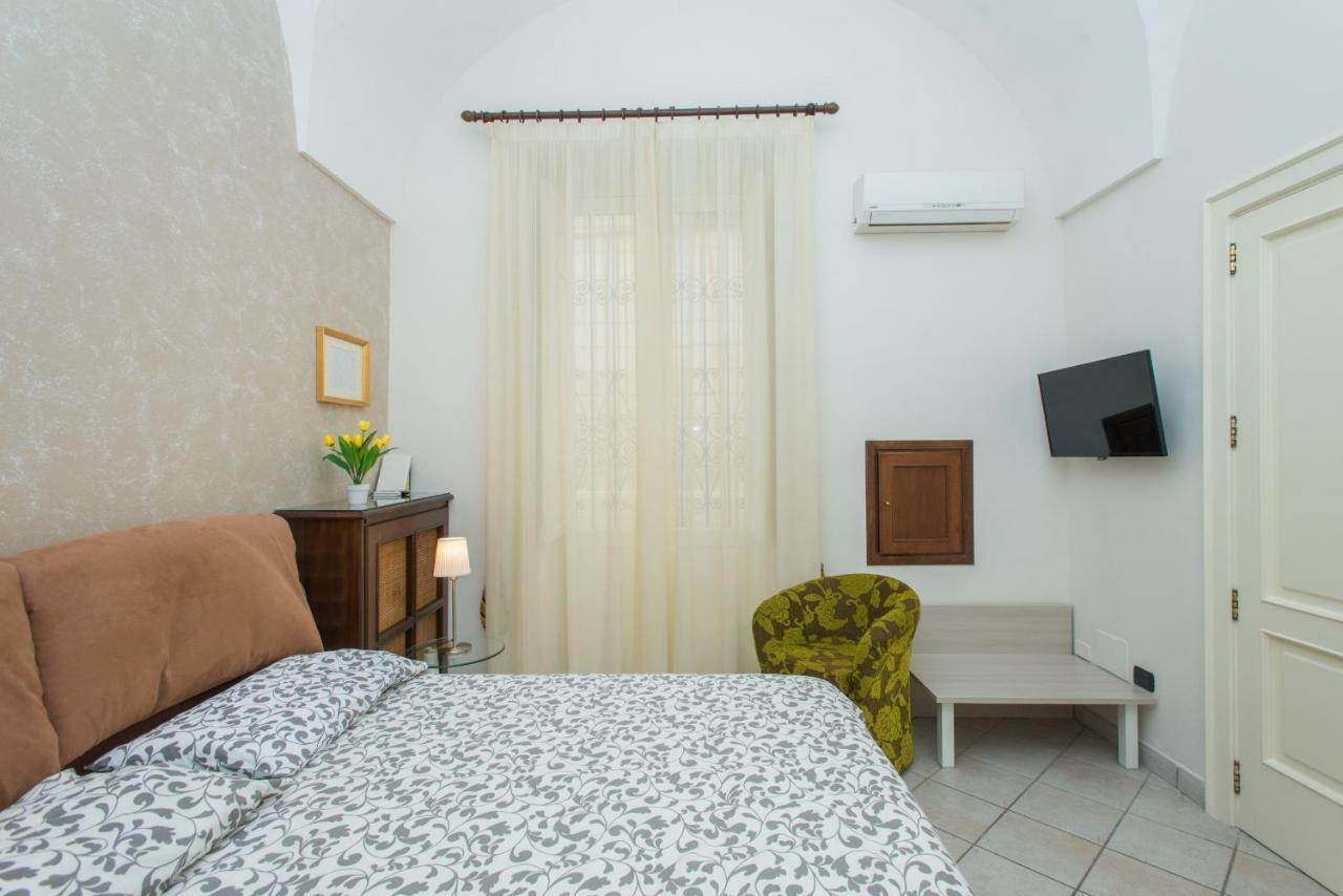 Il Garbino Suite And Apartment Lecce Exteriér fotografie
