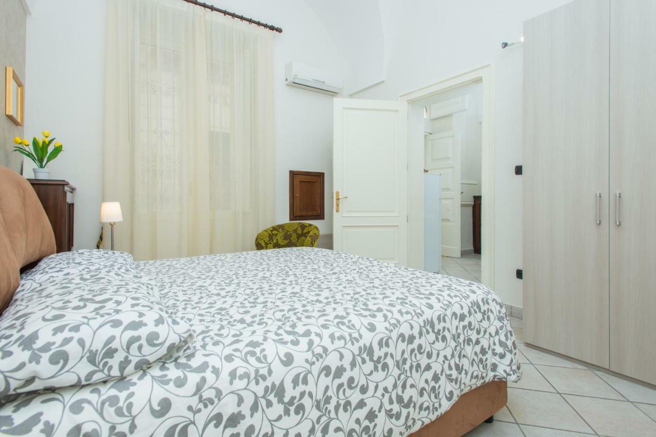 Il Garbino Suite And Apartment Lecce Exteriér fotografie